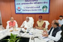 ग्लेशियर झीलों की निगरानी के लिए अत्याधुनिक तकनीक अपनाई जाएगीः मदन कौशिक ग्लेशियर झीलों की निगरानी के लिए अत्याधुनिक तकनीक अपनाई जाएगीः मदन कौशिक