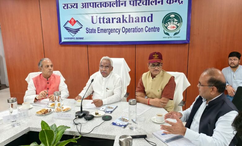 ग्लेशियर झीलों की निगरानी के लिए अत्याधुनिक तकनीक अपनाई जाएगीः मदन कौशिक