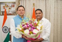 मुख्यमंत्री धामी से जिला सहकारी बैंक नैनीताल के नवनिर्वाचित अध्यक्ष ने की शिष्टाचार भेंट मुख्यमंत्री धामी से जिला सहकारी बैंक नैनीताल के नवनिर्वाचित अध्यक्ष ने की शिष्टाचार भेंट