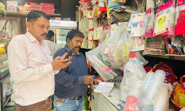 सिंगल यूज प्लास्टिक के खिलाफ देहरादून प्रशासन सख्तः 50 सेक्टर अधिकारियों ने संभाली निगरानी की कमान सिंगल यूज प्लास्टिक के खिलाफ देहरादून प्रशासन सख्तः 50 सेक्टर अधिकारियों ने संभाली निगरानी की कमान