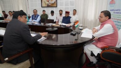 जिन पात्र लाभार्थियों का आधार नहीं बन पा रहा, उन्हें चिन्हित कर अकाउंट बेस्ड पेमेंट की व्यवस्था की जाए : मुख्यमंत्री