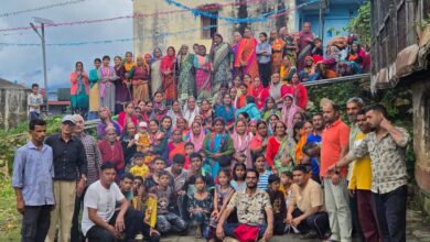 खतेणा गांव में श्रीकृष्ण जन्माष्टमी पर निकाली गई भव्य झांकी, मटकी फोड़ कार्यक्रम ने बांधा समां