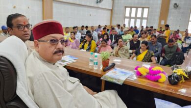 महाराज ने मौके पर ही किया जन समस्याओं का निस्तारण