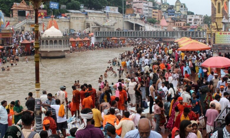 कुंभ मेला 2027 के लिए उत्तराखंड को अतिरिक्त खाद्यान्न आवंटित कुंभ मेला 2027 के लिए उत्तराखंड को अतिरिक्त खाद्यान्न आवंटित