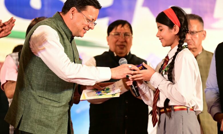 युवा शक्ति विकसित और आत्मनिर्भर उत्तराखण्ड के निर्माण की प्रमुख आधारशिला: मुख्यमंत्री युवा शक्ति विकसित और आत्मनिर्भर उत्तराखण्ड के निर्माण की प्रमुख आधारशिला: मुख्यमंत्री