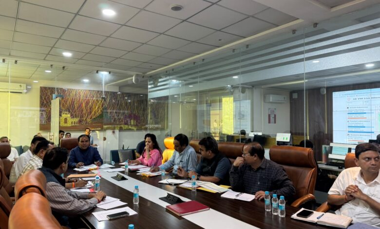 विद्यालयों में विकसित भारत की तस्वीरें उकेरेंगे छात्र-छात्राएं: डॉ धन सिंह रावत विद्यालयों में विकसित भारत की तस्वीरें उकेरेंगे छात्र-छात्राएं: डॉ धन सिंह रावत