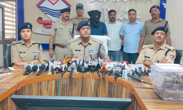 नीट यूजी 2025 में फर्जी दस्तावेजों के आधार पर एमबीबीएस में प्रवेश के प्रकरण में एक (01) और अभियुक्त को पुलिस ने किया गिरफ्तार नीट यूजी 2025 में फर्जी दस्तावेजों के आधार पर एमबीबीएस में प्रवेश के प्रकरण में एक (01) और अभियुक्त को पुलिस ने किया गिरफ्तार