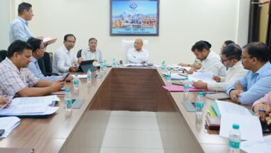 लैंड फ्रॉड के मामलों में प्रभावी जांच कर दोषियों के विरुद्ध कड़ी कार्रवाई सुनिश्चित करेंः आयुक्त गढवाल