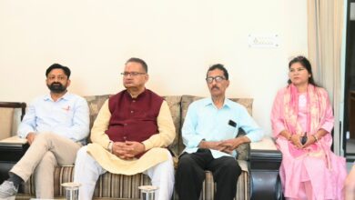 कैबिनेट मंत्री गणेश जोशी ने सुनी पीएम के मन की बात, बोले- सामाजिक कार्य की प्रेरणा देता है प्रत्येक एपिसोड कैबिनेट मंत्री गणेश जोशी ने सुनी पीएम के मन की बात, बोले- सामाजिक कार्य की प्रेरणा देता है प्रत्येक एपिसोड