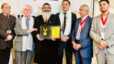 लंदन पार्लियामेंट में भारत के आध्यात्मिक गुरु आर्यम को एक्सीलेंस फाउंडेशन अवार्ड 2026 से किया गया सम्मानित लंदन पार्लियामेंट में भारत के आध्यात्मिक गुरु आर्यम को एक्सीलेंस फाउंडेशन अवार्ड 2026 से किया गया सम्मानित