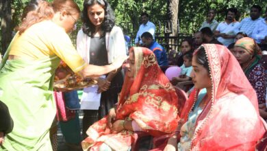 बच्चों का स्वस्थ बचपन ही है प्रदेश के मजबूत भविष्य की नींव-रेखा आर्या बच्चों का स्वस्थ बचपन ही है प्रदेश के मजबूत भविष्य की नींव-रेखा आर्या
