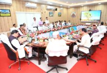 हरिद्वार को मिली तीन महत्वपूर्ण रेल सेवाओं की सौगात, मुख्यमंत्री धामी ने प्रधानमंत्री और रेल मंत्री का जताया आभार हरिद्वार को मिली तीन महत्वपूर्ण रेल सेवाओं की सौगात, मुख्यमंत्री धामी ने प्रधानमंत्री और रेल मंत्री का जताया आभार