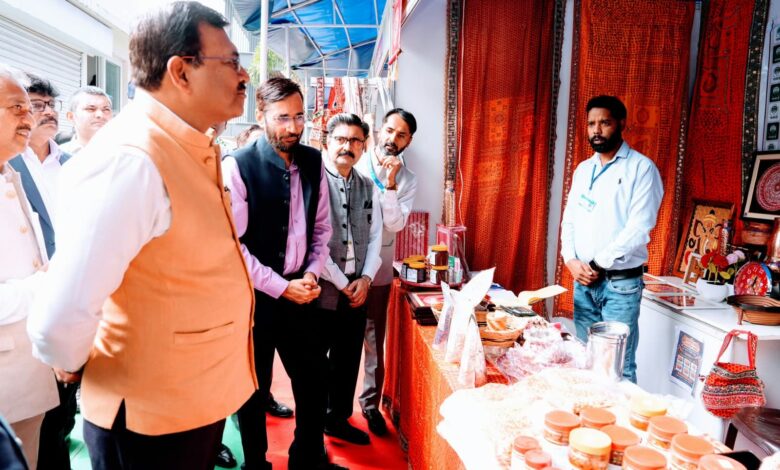 मुख्य सचिव ने किया नाबार्ड द्वारा आयोजित सेब महोत्सव 3.0 का शुभारम्भ