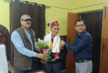 डायट चमोली में सुप्रसिद्ध गढ़वाली कवि मुरली दीवान सम्मानित