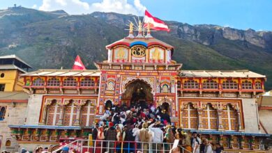 पितृ पक्ष में बद्रीनाथ धाम में उमड़ा आस्था का सैलाब, ब्रह्मकपाल में पिंडदान के लिए पहुंच रहे श्रद्धालुओं का हुजूम