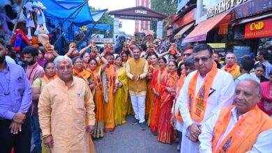 घंटाघर से हुआ उत्तराखंड की 1952 की प्राचीन धरोहर ‘भव्य रामलीला महोत्सव 2026’ का उत्तराखंड की लोक संस्कृतियों के संगम वाली भव्य कलश यात्रा से शुभारंभ