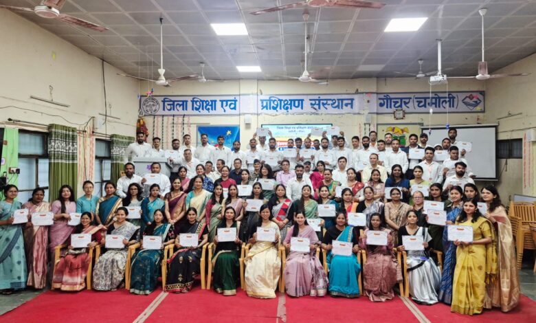नवनियुक्त एलटी ग्रेड शिक्षकों का पांच दिवसीय प्रेरण अभिमुखीकरण प्रशिक्षण संपन्न नवनियुक्त एलटी ग्रेड शिक्षकों का पांच दिवसीय प्रेरण अभिमुखीकरण प्रशिक्षण संपन्न