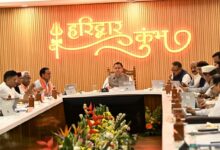 प्रधानमंत्री मोदी के सार्वजनिक सेवा के 25 वर्ष पूर्ण होने पर मुख्यमंत्री धामी ने मंत्रिमंडल के सहयोगियों के साथ हरकी पैड़ी पर किया गंगा पूजन एवं आरती प्रधानमंत्री मोदी के सार्वजनिक सेवा के 25 वर्ष पूर्ण होने पर मुख्यमंत्री धामी ने मंत्रिमंडल के सहयोगियों के साथ हरकी पैड़ी पर किया गंगा पूजन एवं आरती