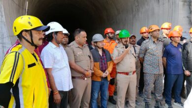 गौचर में निर्माणाधीन रेलवे टनल में आपातकालीन स्थिति से निपटने के लिए आयोजित हुई मॉकड्रिल, विभिन्न विभागों ने किया संयुक्त अभ्यास