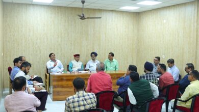 समाज कल्याण मंत्री ने आढ़त बाजार विस्थापन एंव इन्दिरा मार्केट रि-डवलपमेंन्ट कार्यो की समीक्षा बैठक कर एमडीडीए अधिकारियों को दिये त्वरित गति से विकास कार्य निपटाने के आदेश