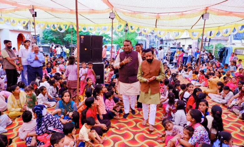 महानगर अध्यक्ष सिद्धार्थ उमेश अग्रवाल के नेतृत्व में नवरात्रि के शुभ अवसर पर 11 हजार कन्या पूजन का लक्ष्य महानगर अध्यक्ष सिद्धार्थ उमेश अग्रवाल के नेतृत्व में नवरात्रि के शुभ अवसर पर 11 हजार कन्या पूजन का लक्ष्य