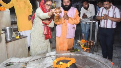 कैबिनेट मंत्री रेखा आर्या ने दुर्गाष्टमी पर मां भगवती और महादेव की कि पूजा-अर्चना,प्रदेश एवं देश की सुख-समृद्धि की कामना की
