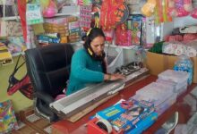 सिलाई के हुनर से संवरी सुशीला देवी की जिंदगी, अब हर माह कमा रहीं ₹10 से ₹15 हजार सिलाई के हुनर से संवरी सुशीला देवी की जिंदगी, अब हर माह कमा रहीं ₹10 से ₹15 हजार