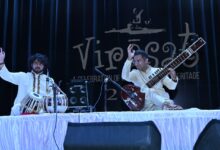 विख्यात एवं विश्व प्रसिद्ध सितार वादक ध्रुव बेदी के सितार से निकली हर तरंग ने “विरासत” को बना दिया दीवाना विख्यात एवं विश्व प्रसिद्ध सितार वादक ध्रुव बेदी के सितार से निकली हर तरंग ने “विरासत” को बना दिया दीवाना