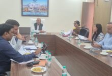 तय समय में सड़कें गड्ढामुक्त न होने पर गढ़वाल आयुक्त सख्त, निर्माणदायी संस्थाओं को एक दिन का अल्टीमेटम तय समय में सड़कें गड्ढामुक्त न होने पर गढ़वाल आयुक्त सख्त, निर्माणदायी संस्थाओं को एक दिन का अल्टीमेटम