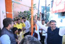 भगवान वाल्मीकि जयंती पर वाल्मीकि मंदिर में ध्वजारोहण एवं पूजा-अर्चना, मेधावी विद्यार्थियों को किया सम्मानित भगवान वाल्मीकि जयंती पर वाल्मीकि मंदिर में ध्वजारोहण एवं पूजा-अर्चना, मेधावी विद्यार्थियों को किया सम्मानित