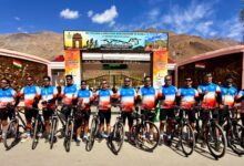 एवरेस्ट से कारगिल तक: भारतीय वायुसेना के विंग कमांडर विक्रांत उनियाल ने रचा एक और गौरवशाली इतिहास एवरेस्ट से कारगिल तक: भारतीय वायुसेना के विंग कमांडर विक्रांत उनियाल ने रचा एक और गौरवशाली इतिहास