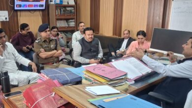जनसुरक्षा एवं यातायात व्यवस्था को लेकर जिला प्रशासन सख्त, पल्टन बाजार में सुबह 11 से शाम 7 बजे तक वाहनों का प्रवेश प्रतिबंधित; अतिक्रमण पर एक्शन